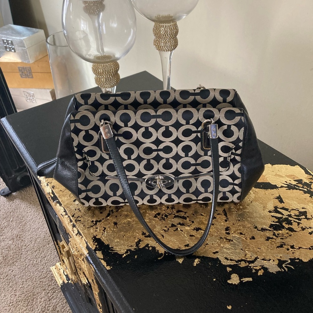 Coach shoulder bag